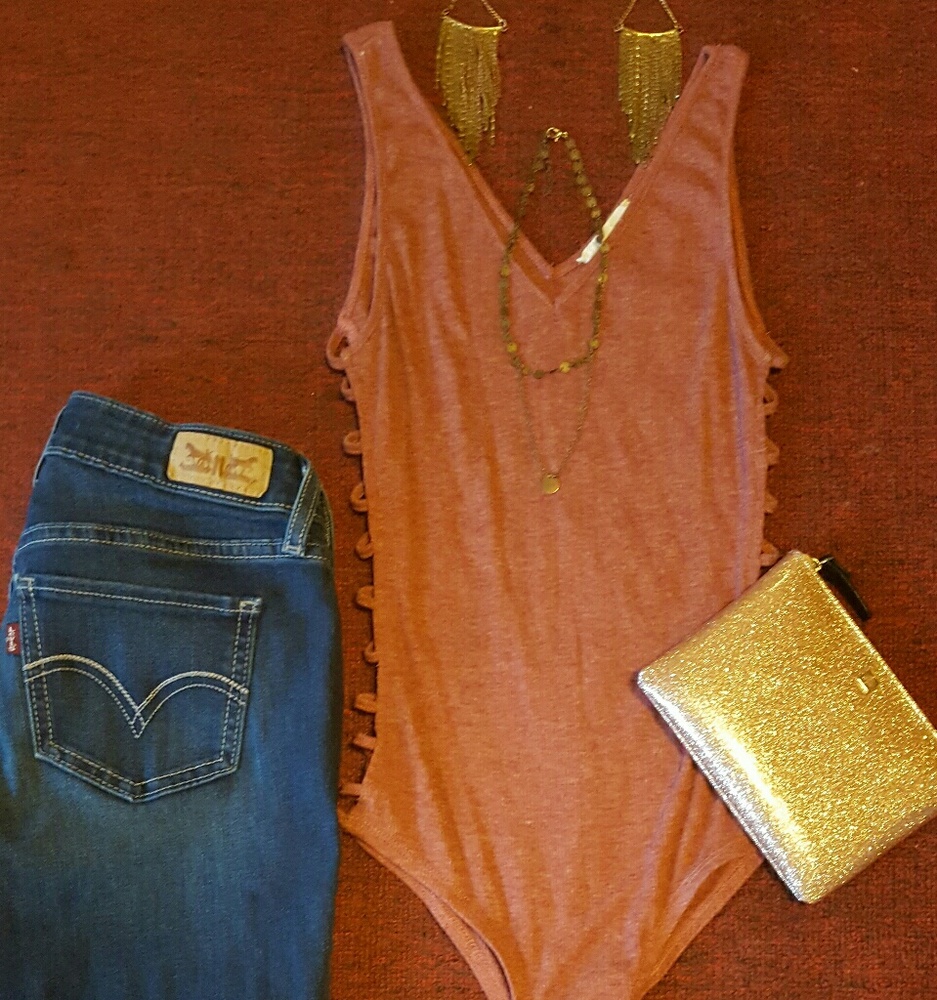 Nanamacs bodysuite!! 😍😍🔥